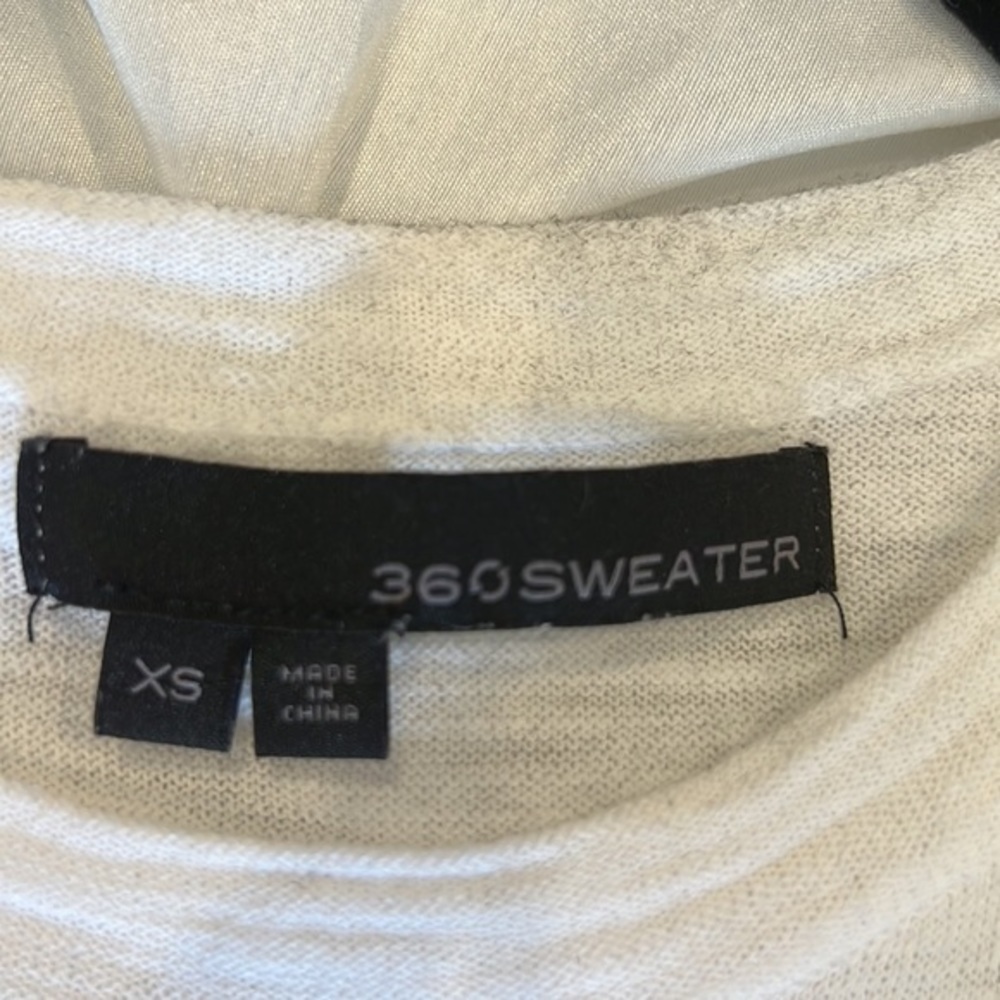 360 sweater white sleeveless t-shirt with blue and foil silver star size XS - Picture 5 of 5